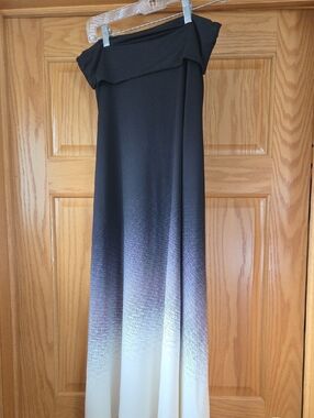 LuaRoe Medium Ombre Maxi Skirt - Black to White